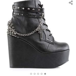 Demonia ankle boots